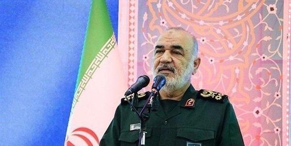 عکس سردار سلامی اوایل انقلاب