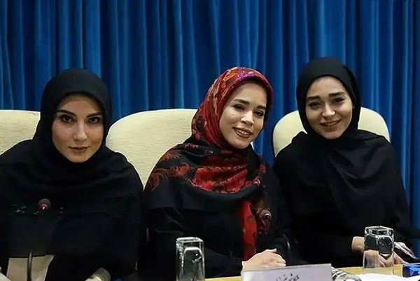عکس کارگردان سریال دلدادگان