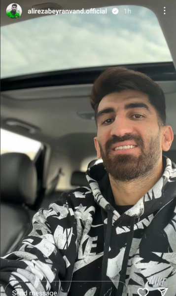 عکس داخل ماشین علیرضا بیرانوند