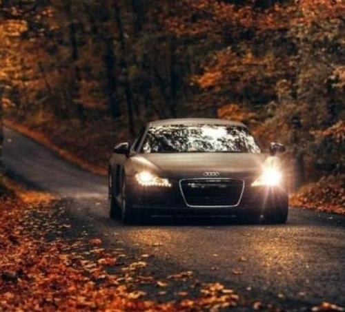 عکس ماشین پاییز