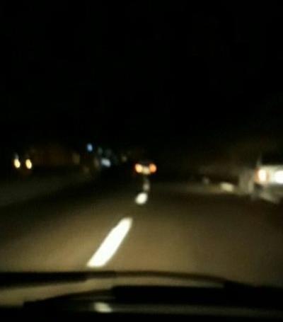 عکس از ماشین در شب