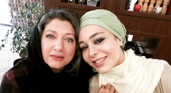 عکس پدر مادر سانیا سالاری