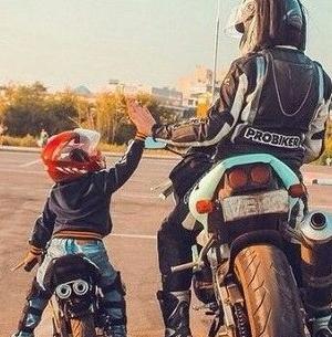 عکس پروفایل دختر و پسر با موتور