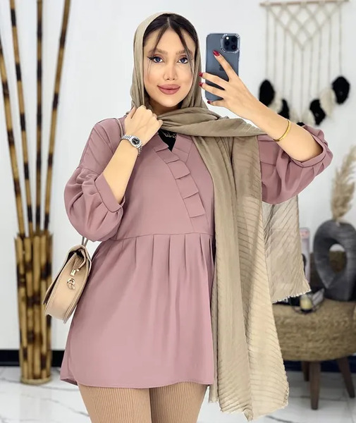 عکس مدل مانتو حریر گلدار بلند مجلسی