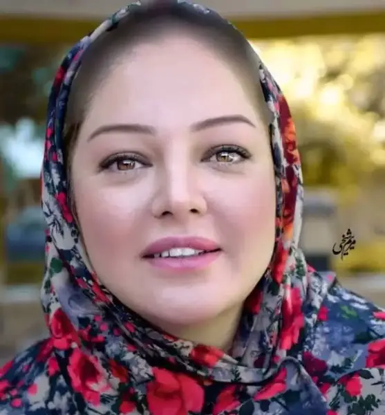 عکس عروسی پدر و مادر رزیتا غفاری