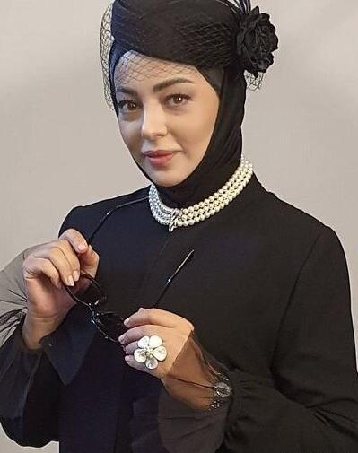 عکس عروسی پدر و مادر رزیتا غفاری