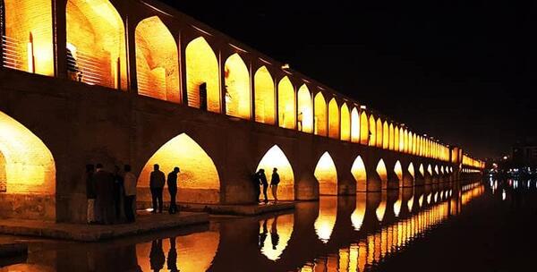 عکس جاهای دیدنی اصفهان در شب
