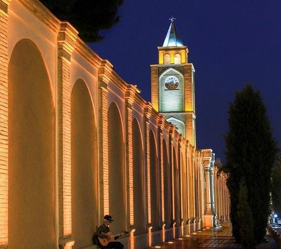 عکس جاهای دیدنی اصفهان در شب