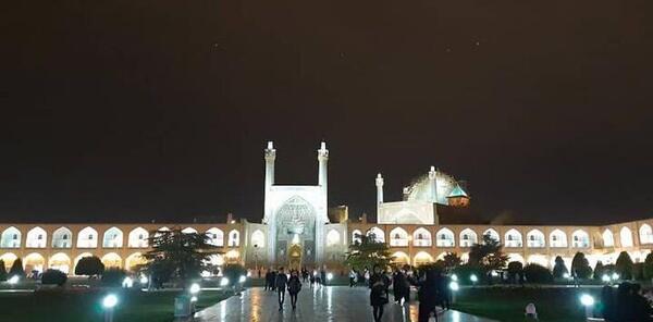 عکس جاهای دیدنی اصفهان در شب