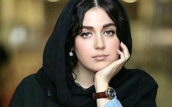 عکس های نوجوانی افسانه پاکرو