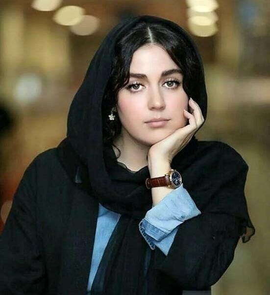 عکس های افسانه پاکرو بدون آرایش