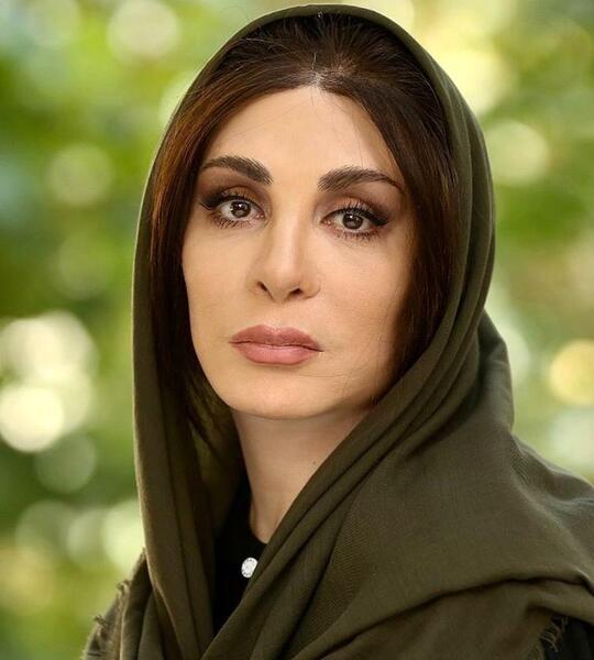 عکس قدیمی از افسانه بایگان
