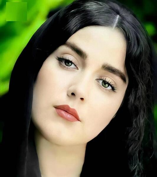 جدیدترین عکس از افسانه پاکرو