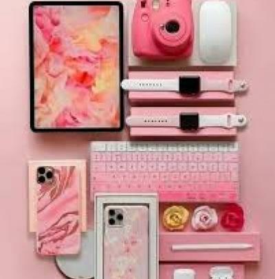 عکس سگ کیوت صورتی