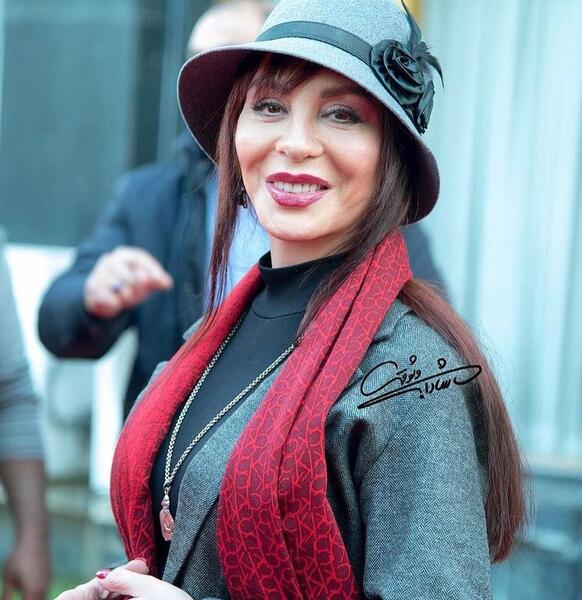 عکس افسانه بایگان بی حجاب