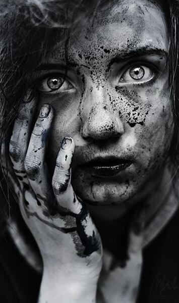 عکس سیاه سفید پسر بچه