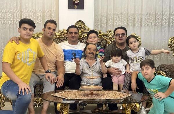 عکس از خانواده اسدالله یکتا
