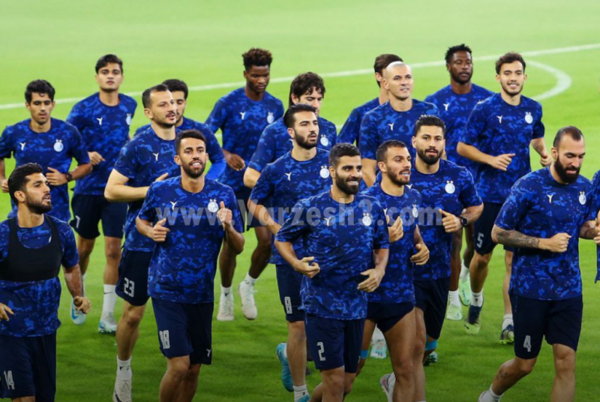 عکس تیمی استقلال مقابل الهلال