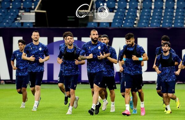عکس تیمی استقلال مقابل الهلال