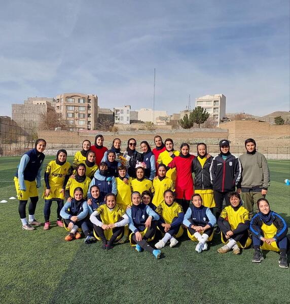 عکس کیک تیم پیکان