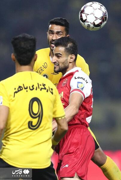 عکس تیم سپاهان و پرسپولیس