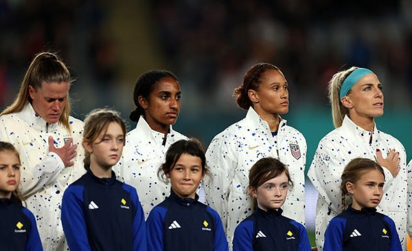 عکس تیم فوتبال زنان امریکا