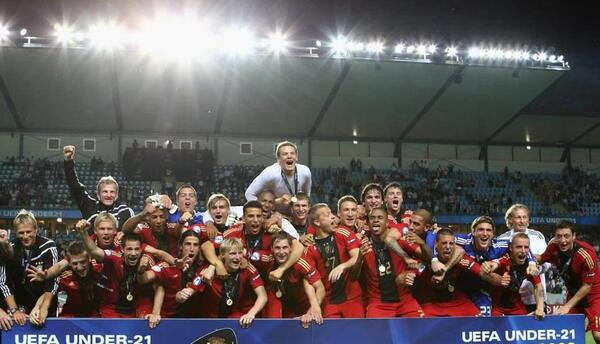 عکس اشکان دژاگه در تیم ملی آلمان