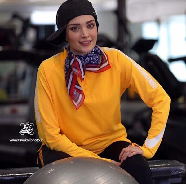 عکس های بهنوش طباطبایی در مراسم آتیلا پسیانی