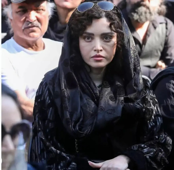 عکس های بهنوش طباطبایی در مراسم آتیلا پسیانی