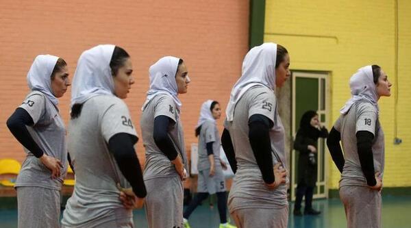 عکس تیم والیبال زنان ایران