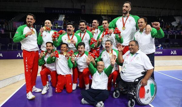 عکس تیم ملی والیبال نشسته ایران