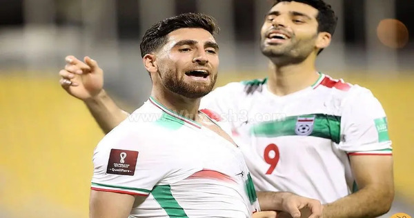 عکس علیرضا جهانبخش با لباس تیم ملی