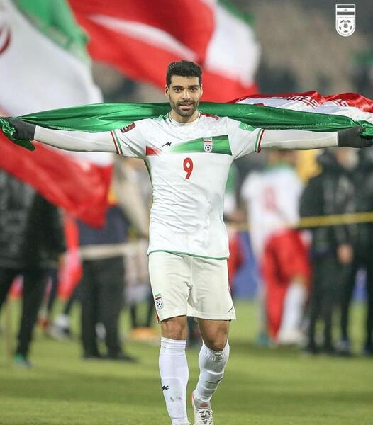 عکس اولین تیم مهدی طارمی