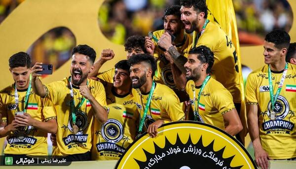 عکس تیم سپاهان ۱۴۰۳