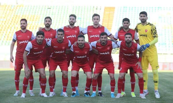 عکس تیم پرسپولیس مقابل استقلال