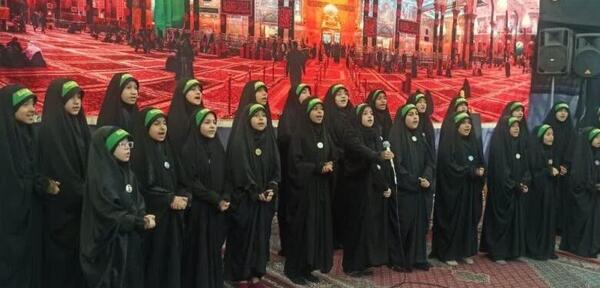 عکس گروه سرود دخترانه