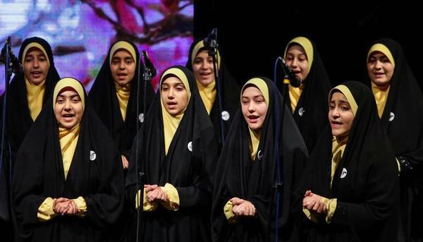 عکس گروه سرود دختران