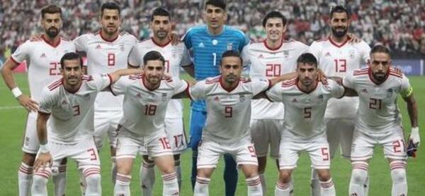 عکس بازیکنان تیم ملی ایران با اسم