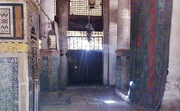عکس در خانه حضرت فاطمه