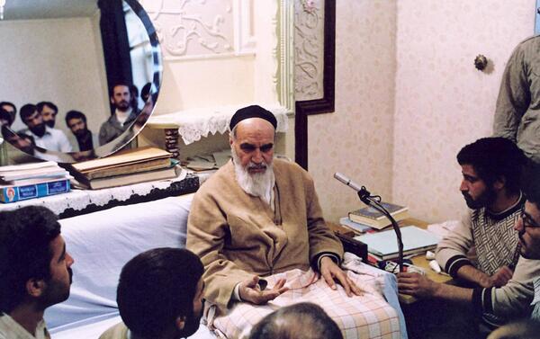 عکس خانه امام خمینی در پاریس