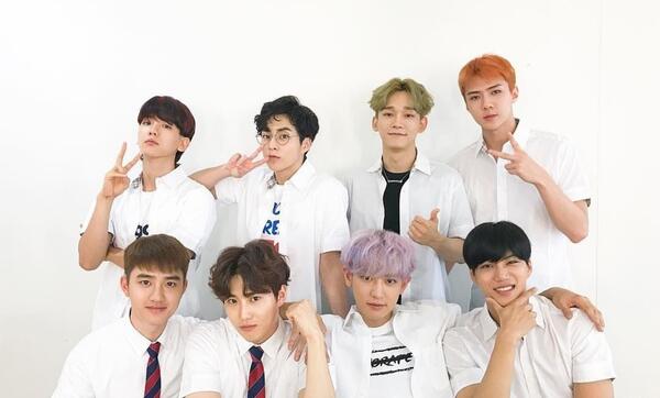 عکس گروه اکسو تیم