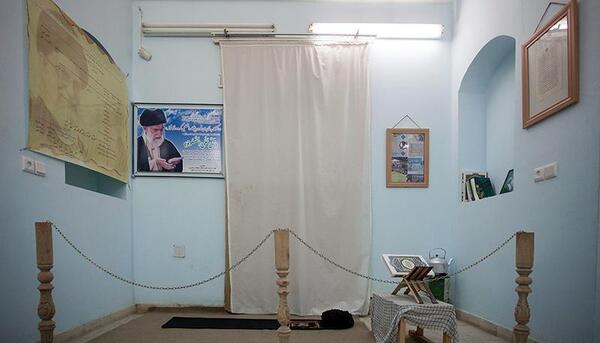 عکس خانه خامنه ی