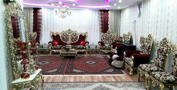 عکس خانه با مبل سلطنتی