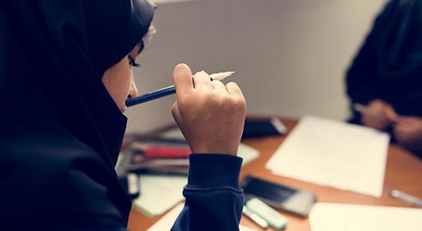 عکس دانشجویی برای پروفایل