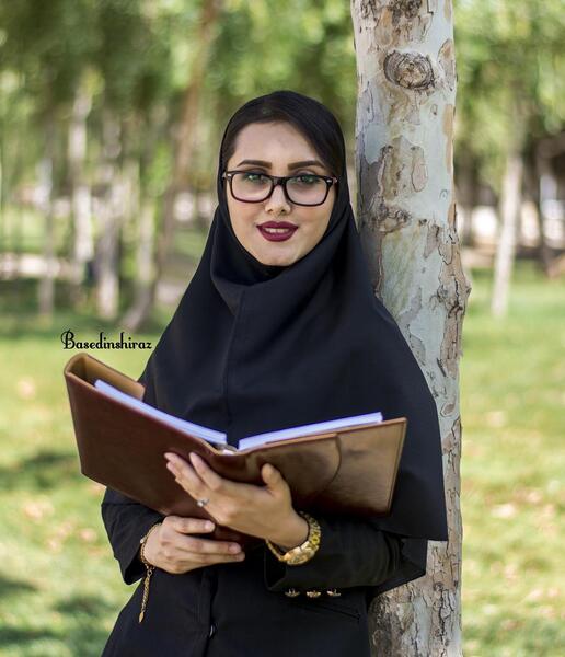 عکس دانشجویی دخترانه