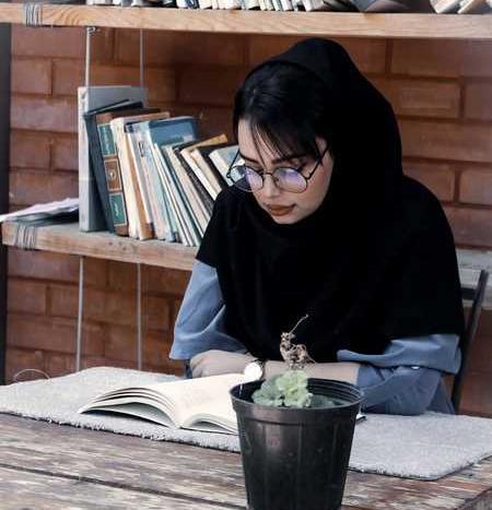 عکس دانشجویی فیک