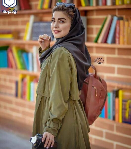 عکس دانشجویی در دانشگاه