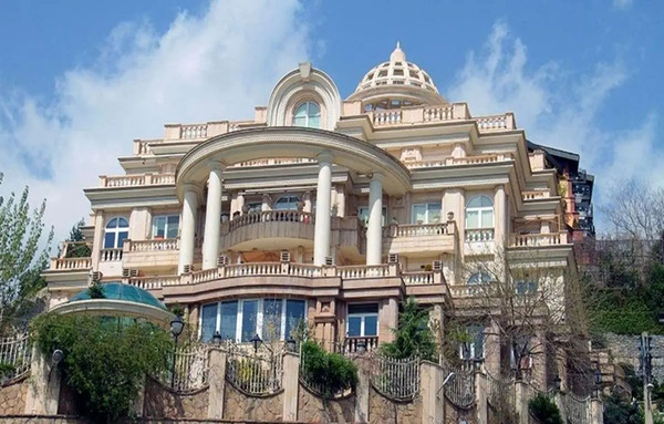 عکس خانه و ماشین لوکس
