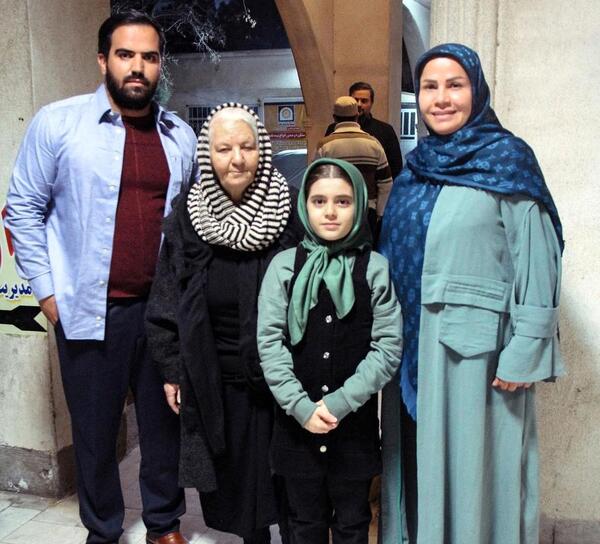 عکس جوانی مینا جعفرزاده