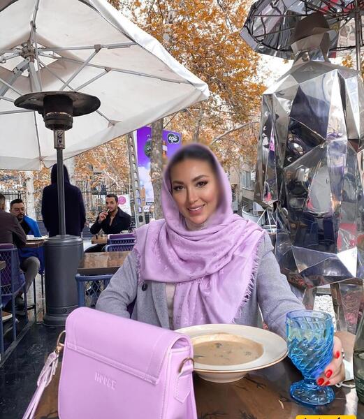 عکس بچه مینا مختاری